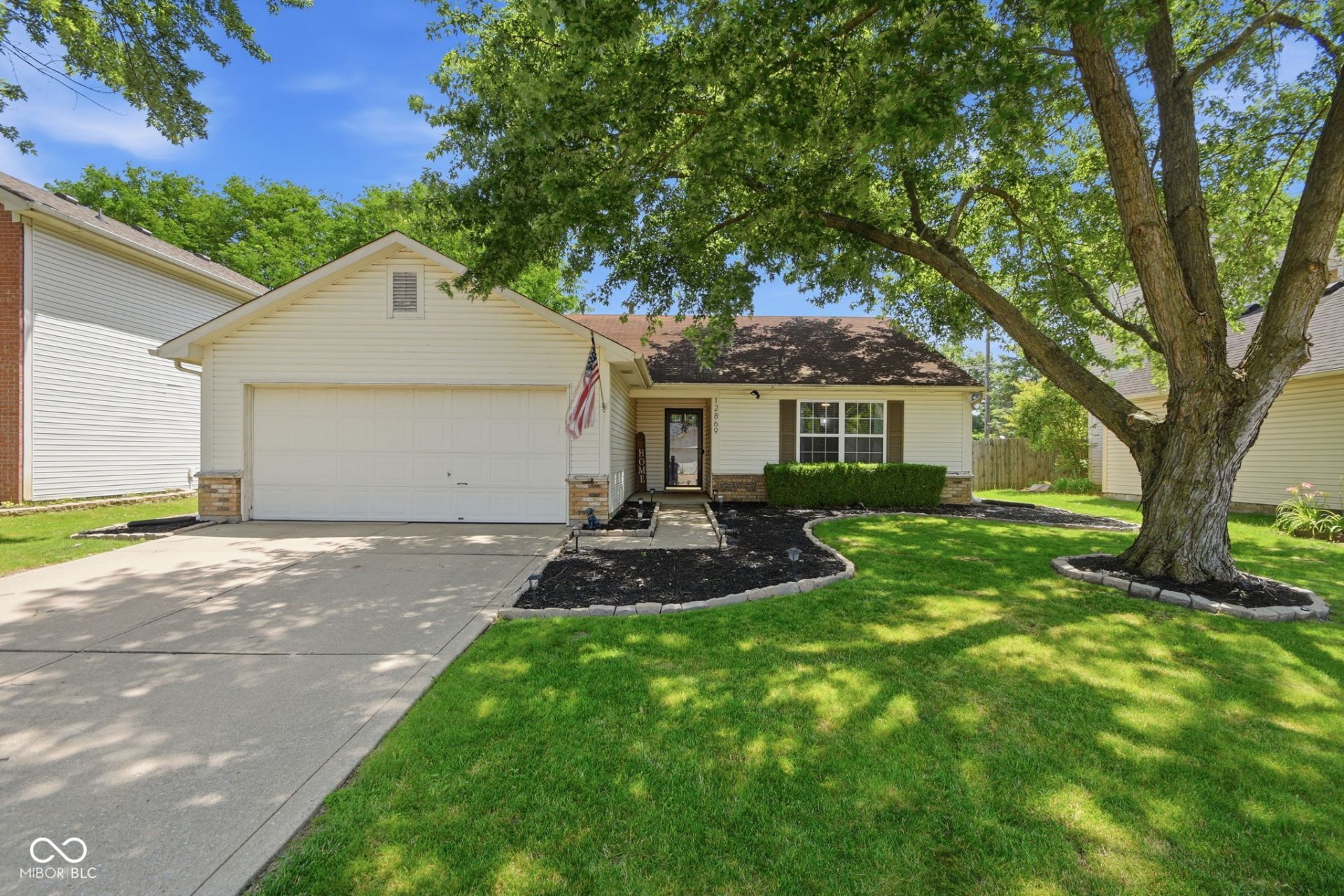 12869 Longleaf Lane, Fishers, IN 46038 Main Photo