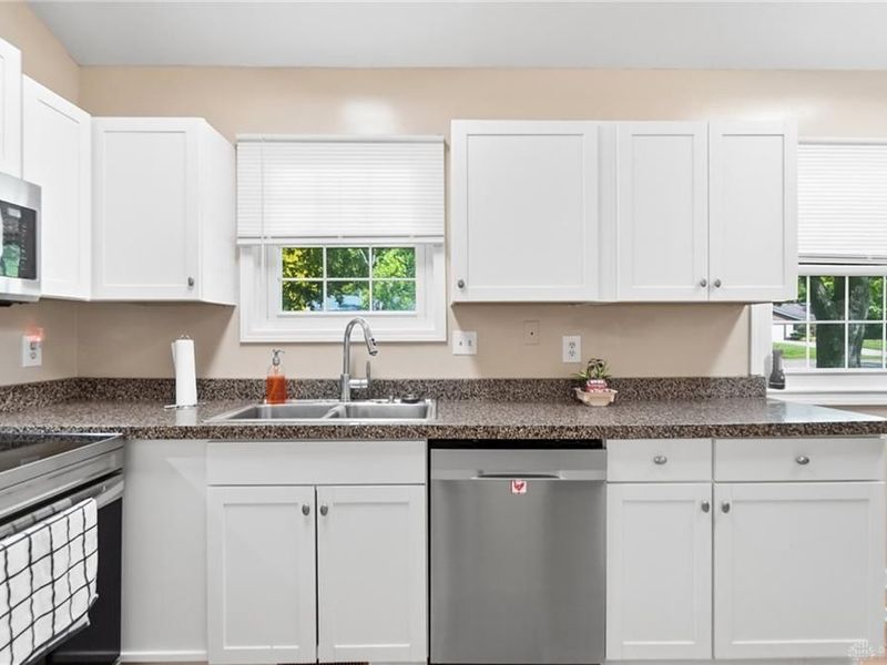 1960 Carol Parkway, Kettering, OH 45440 Photo 10