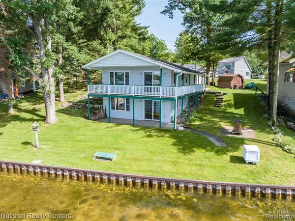 2103 Ojibway Trail N, Mills Twp, MI 48661