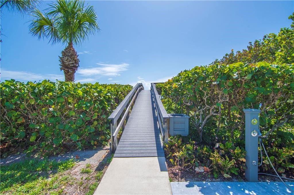 5558 Highway A1a, Unit 205, Vero Beach, FL 32963 Photo