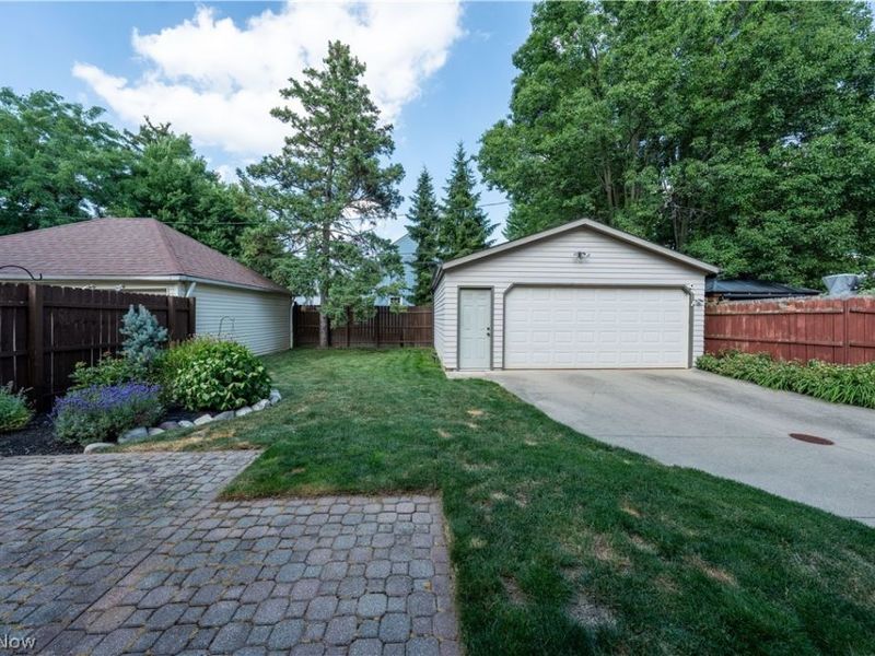 3687 Warren Road, Cleveland, OH 44111 Photo 28