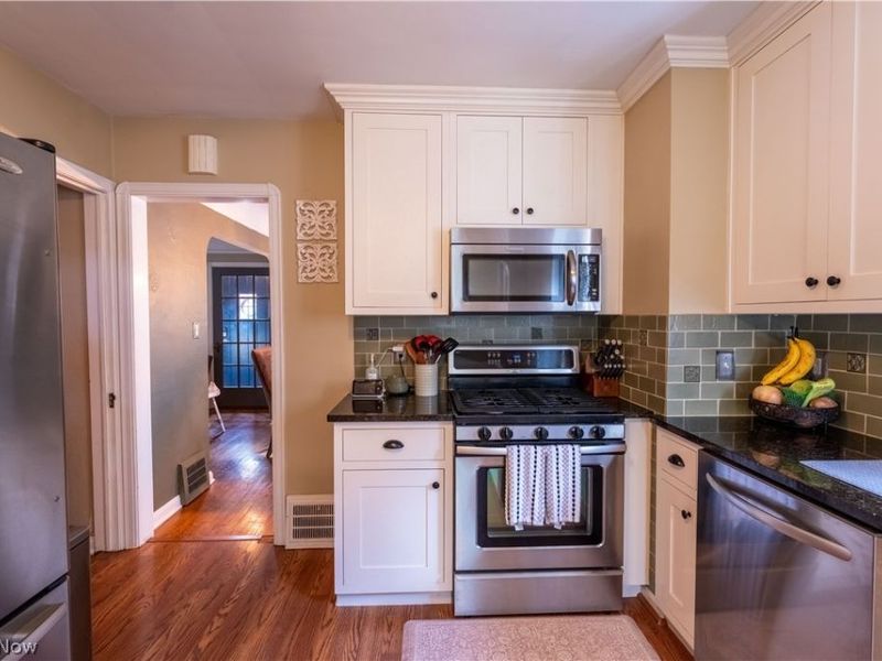 3687 Warren Road, Cleveland, OH 44111 Photo 8