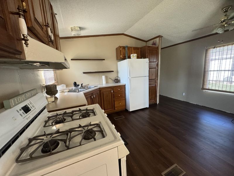 310 Jill Avenue, Unit 111, Celina, OH 45822 Photo 6