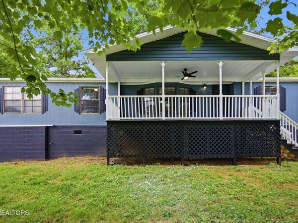 4719 Bogard Rd, Cosby, TN 37722
