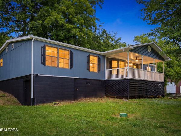 4719 Bogard Rd, Cosby, TN 37722