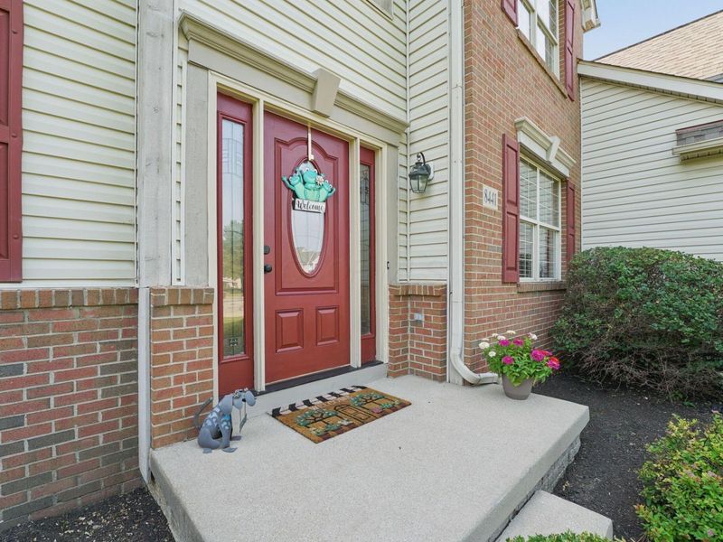 8441 Shady Maple Court, Canal Winchester, OH 43110 Photo 5