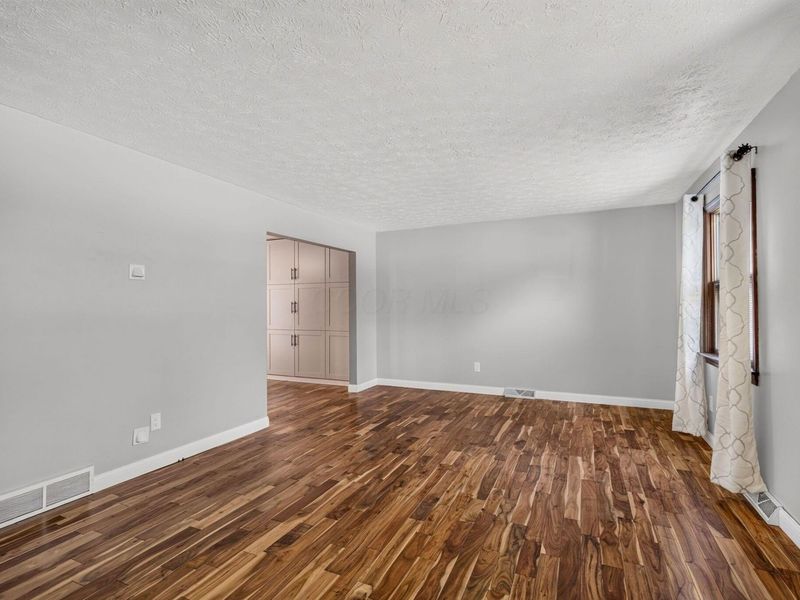 4047 Londonderry Avenue, Columbus, OH 43228 Photo 23