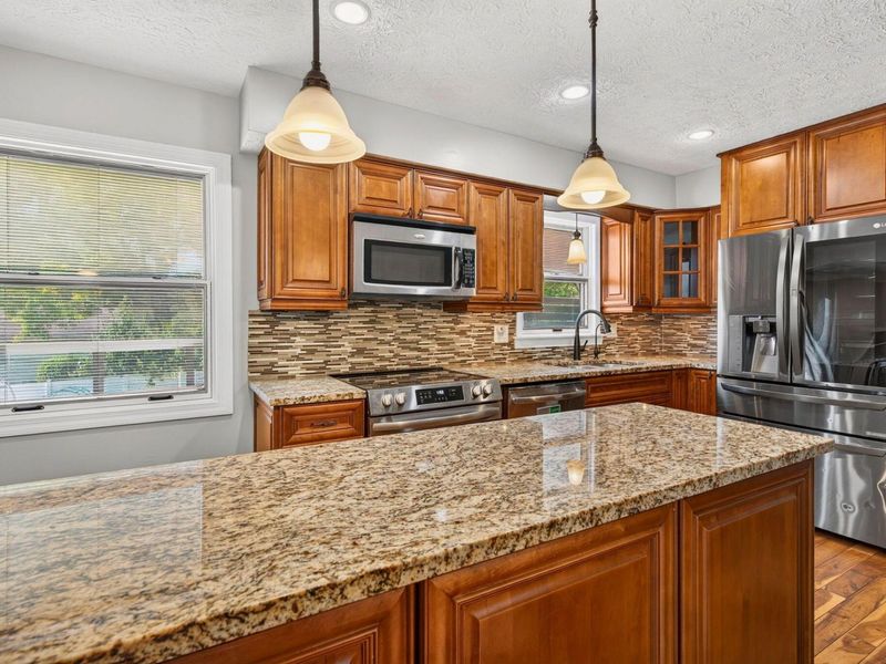 4047 Londonderry Avenue, Columbus, OH 43228 Photo 38