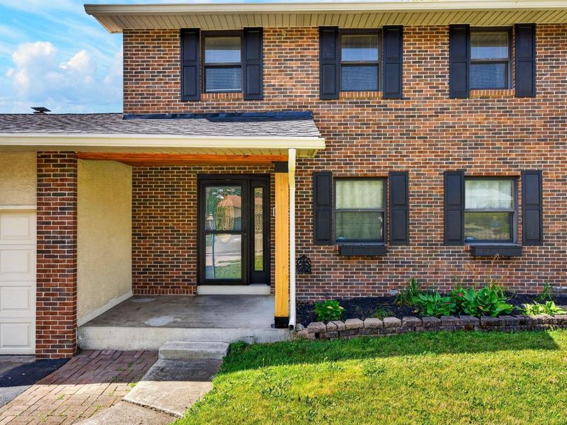 4047 Londonderry Avenue, Columbus, OH 43228 Photo 7