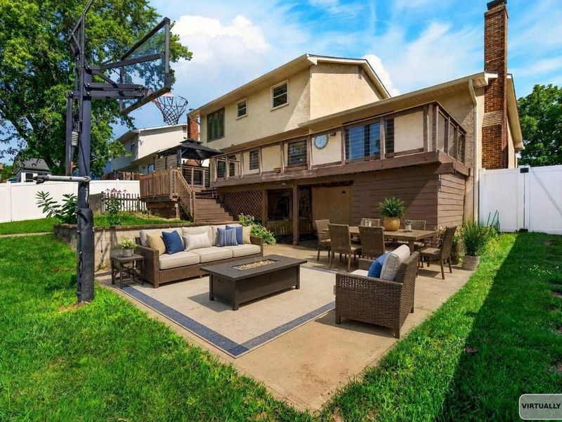 4047 Londonderry Avenue, Columbus, OH 43228 Photo 72