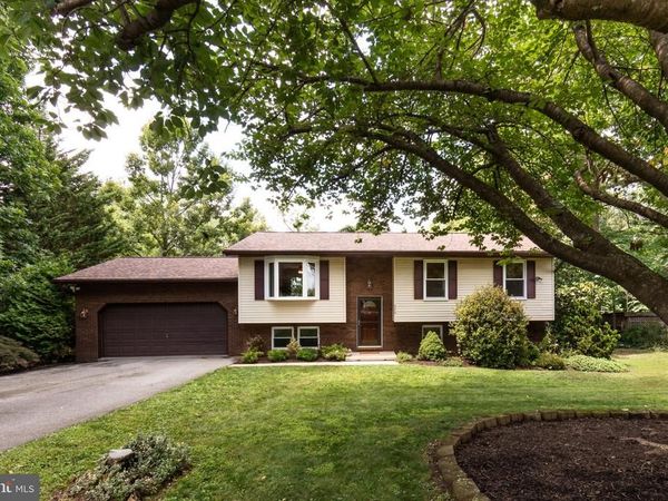 626 BARNES AVENUE, WESTMINSTER, MD 21157