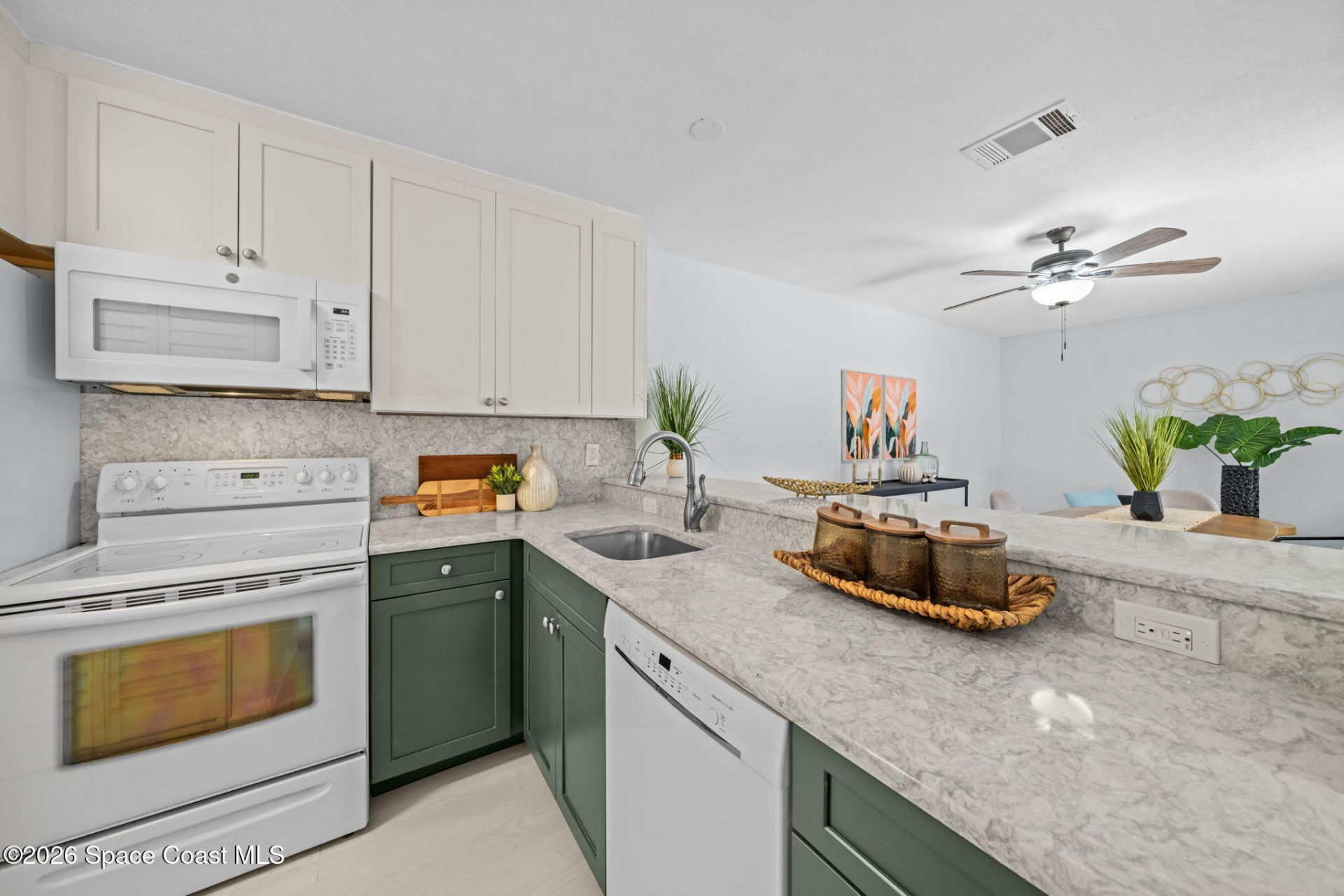 1011 Abada Court NE , Unit 104, Palm Bay, FL 32905 Photo