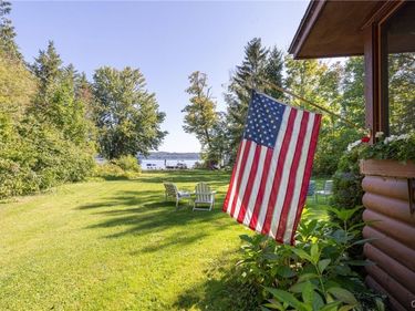 1836 W Lake Road, Skaneateles, NY 13152