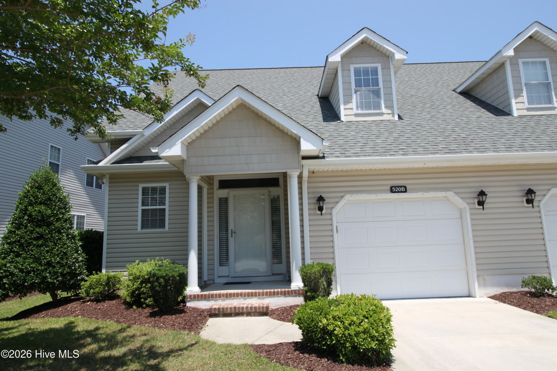 520 Village Green Drive, Unit B, Morehead City, NC 28557 Main Photo