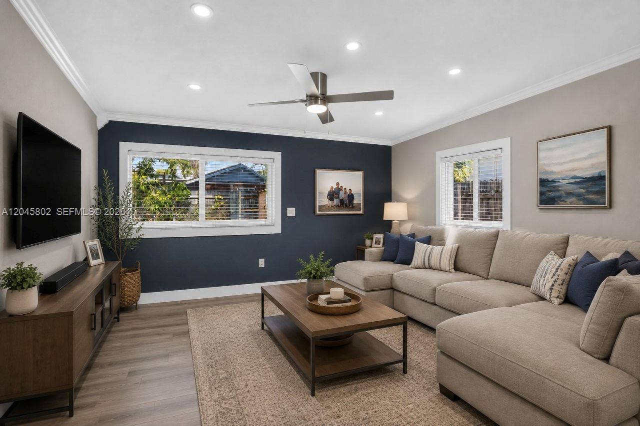 1300 N 70th Ter, Hollywood, FL 33024 Photo