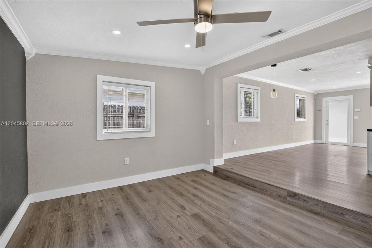 1300 N 70th Ter, Hollywood, FL 33024 Photo