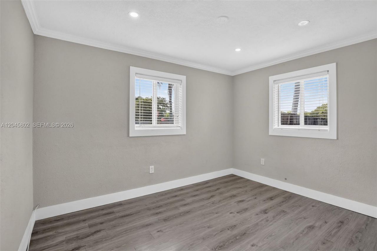 1300 N 70th Ter, Hollywood, FL 33024 Photo
