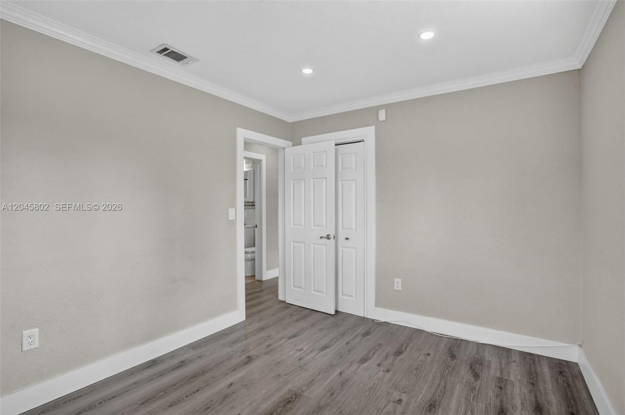 1300 N 70th Ter, Hollywood, FL 33024 Photo