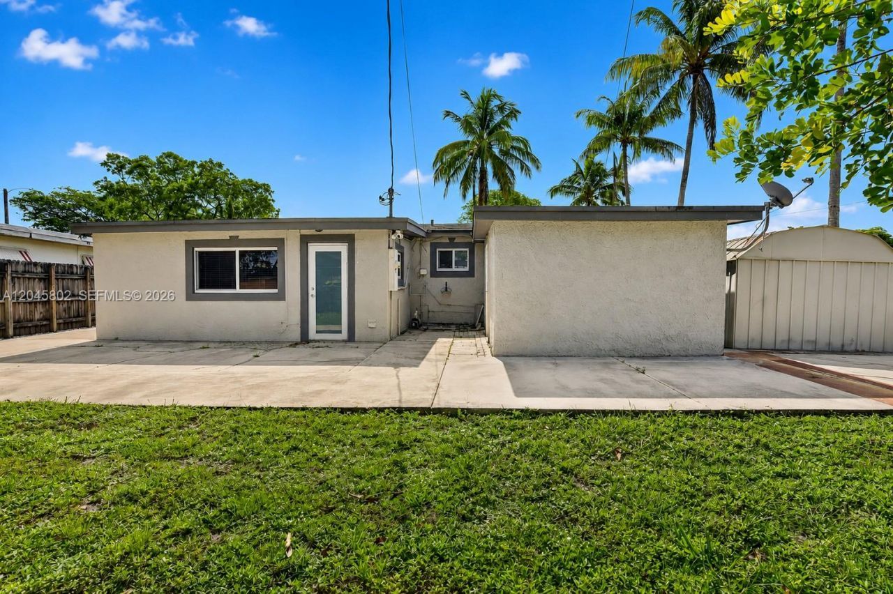 1300 N 70th Ter, Hollywood, FL 33024 Photo