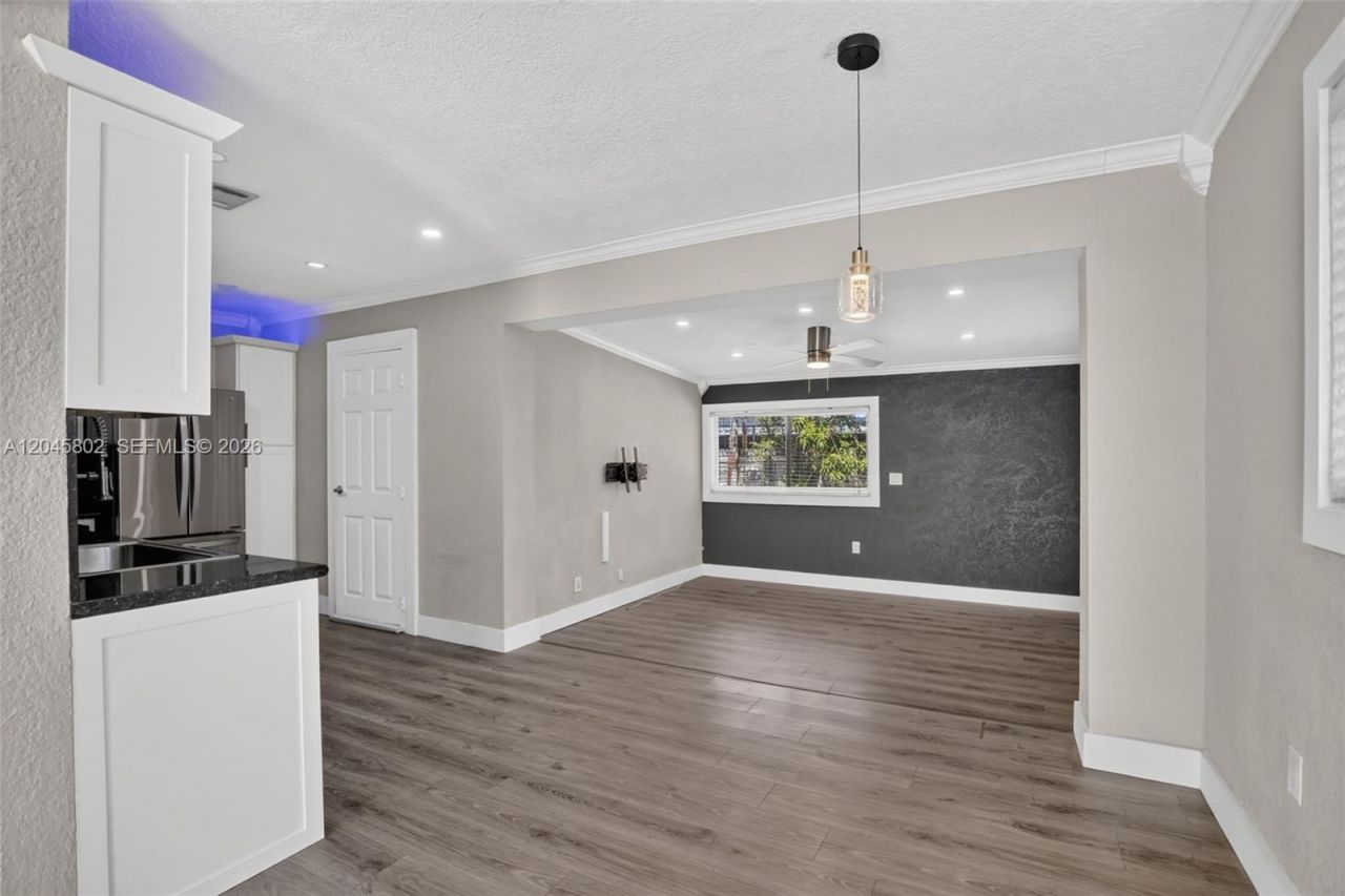 1300 N 70th Ter, Hollywood, FL 33024 Photo