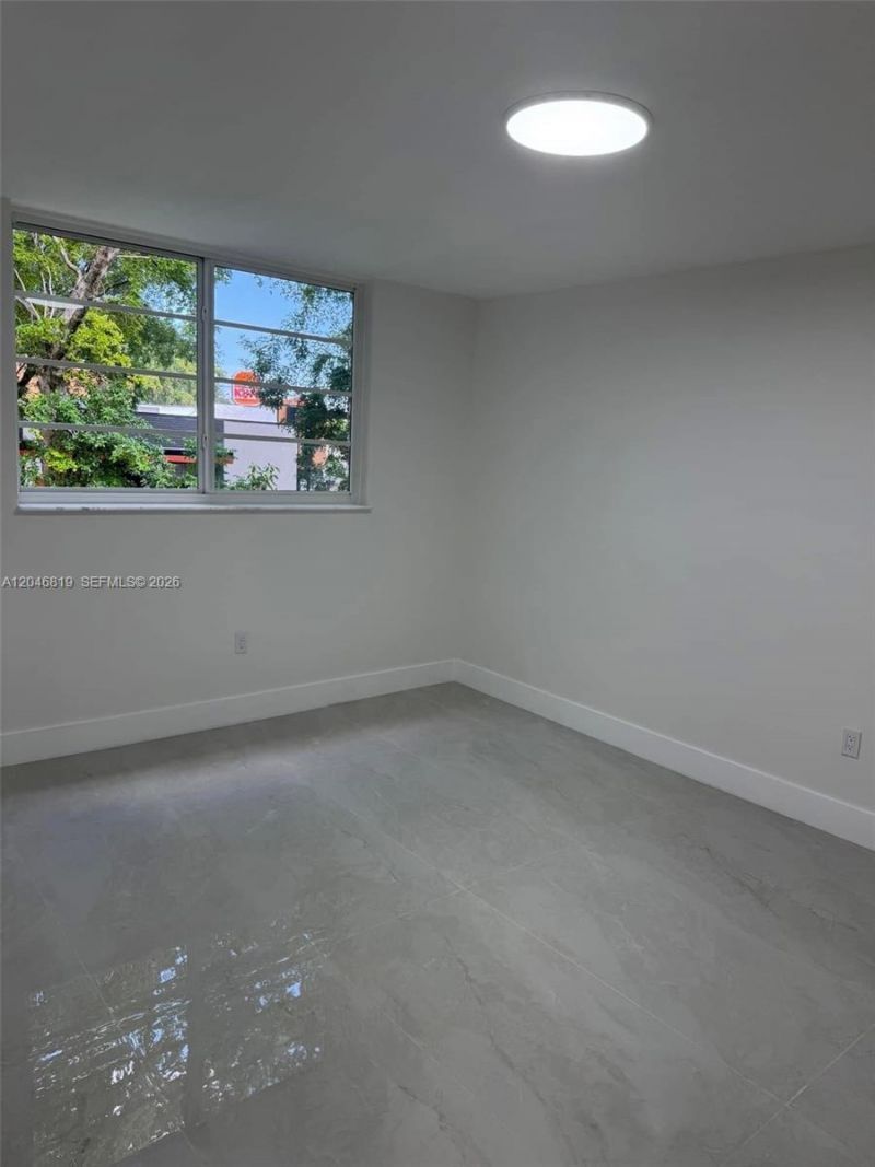 14155 SW 87th St , Unit E202, Miami, FL 33183 Photo