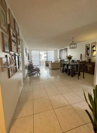 13951 Kendale Lakes Cir , Unit 807A, Miami, FL 33183 Photo