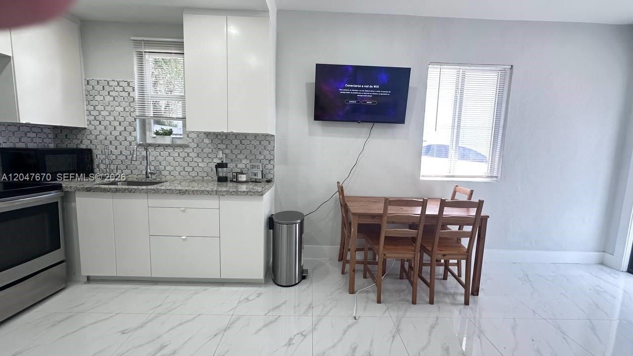 320 SW 29th Rd , Unit Cottage, Miami, FL 33129 Photo
