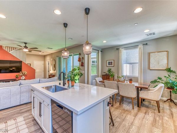 718 Cottonwood Hill Place , Henderson, NV 89011