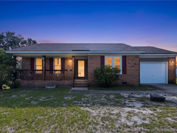4579 Cripplecreek Court, Fayetteville, NC 28306