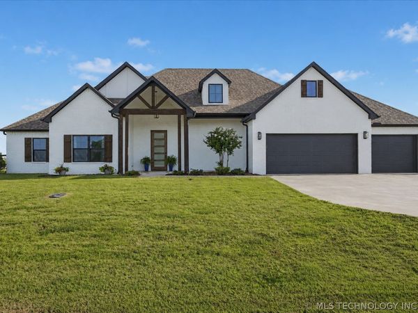 7103 E 139th Street N, Collinsville, OK 74021