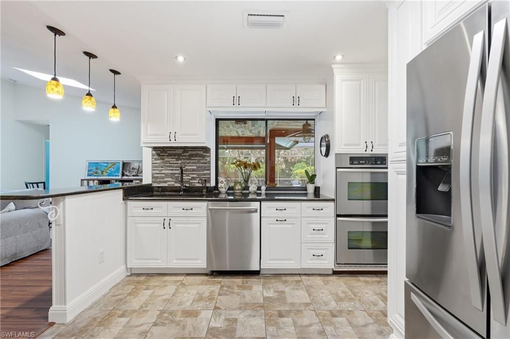 505 Thompson Ave, Lehigh Acres, FL 33972 Photo