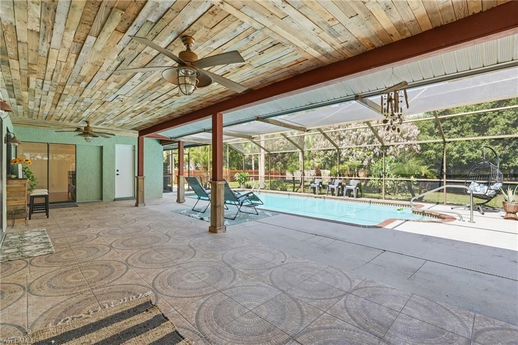 505 Thompson Ave, Lehigh Acres, FL 33972 Photo
