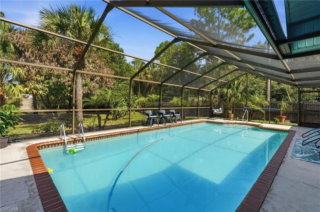 505 Thompson Ave, Lehigh Acres, FL 33972 Photo
