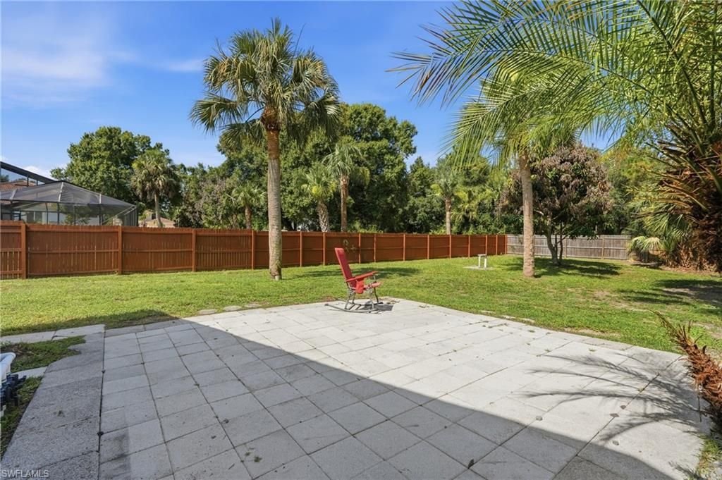 505 Thompson Ave, Lehigh Acres, FL 33972 Photo