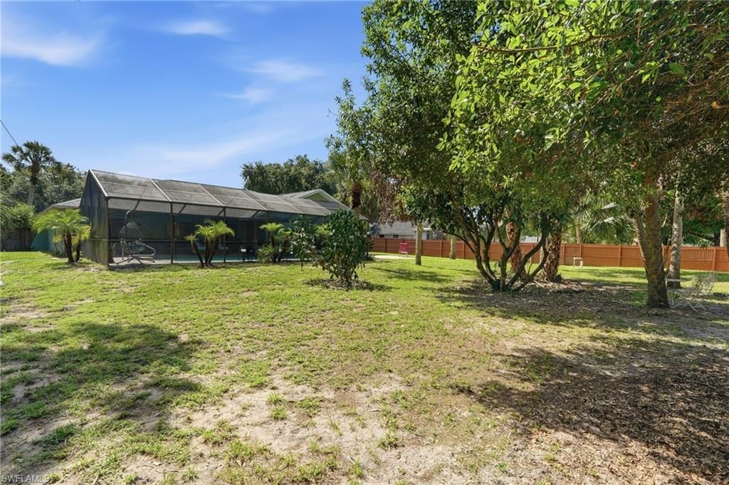 505 Thompson Ave, Lehigh Acres, FL 33972 Photo