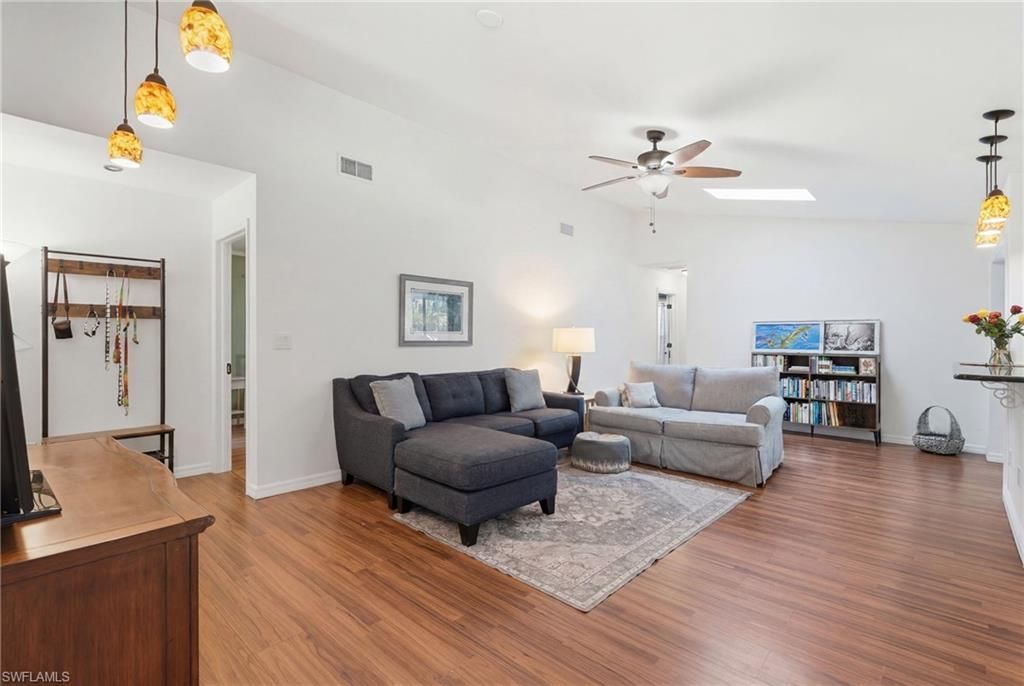 505 Thompson Ave, Lehigh Acres, FL 33972 Photo