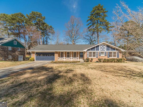 3823 Palisade Court, Snellville, GA 30039