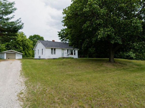8196 Ludington Drive, Lake, MI 48632