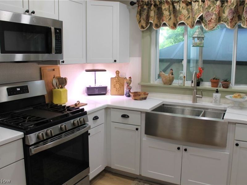 109 N Broadway Street, Lodi, OH 44254 Photo 6