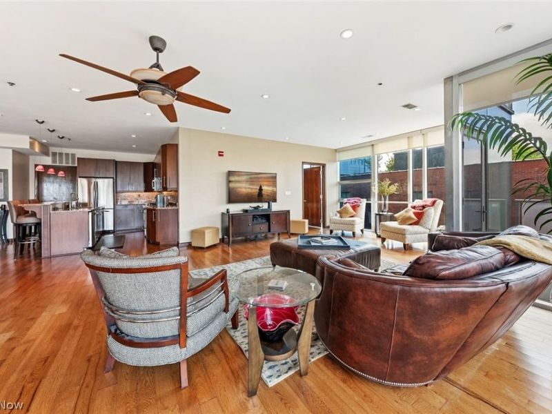 701 W Lakeside Avenue, Unit 606, Cleveland, OH 44113 Photo 17