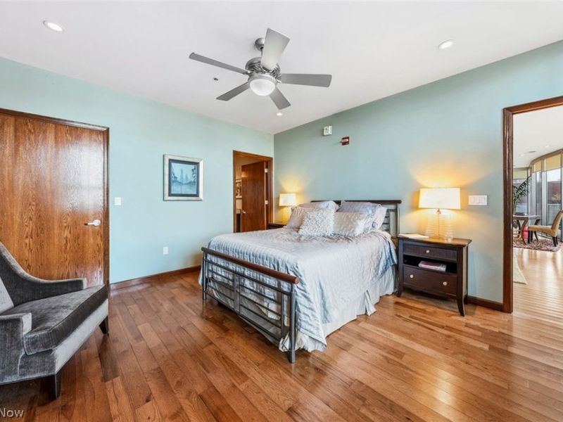 701 W Lakeside Avenue, Unit 606, Cleveland, OH 44113 Photo 25