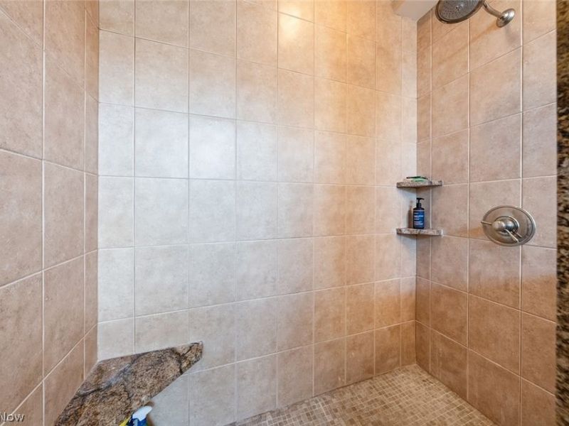 701 W Lakeside Avenue, Unit 606, Cleveland, OH 44113 Photo 29