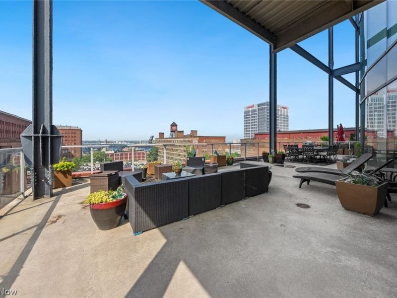 701 W Lakeside Avenue, Unit 606, Cleveland, OH 44113 Photo 32