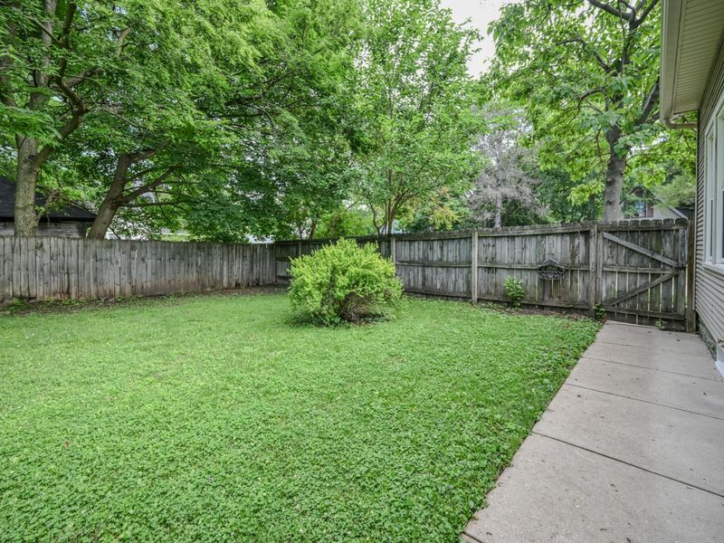 121 Hitt Street, Urbana, OH 43078 Photo 5