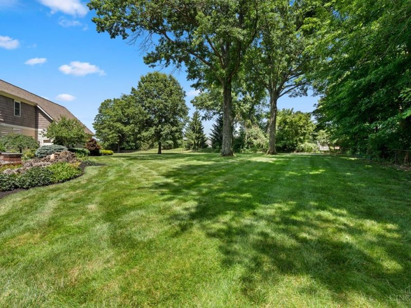 1483 St Rt 131, Milford, OH 45150 Photo 8