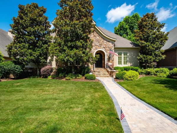 81 Quercus Circle , Little Rock, AR 72223