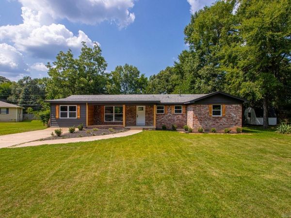 6 Dee Dee Cir , Little Rock, AR 72223
