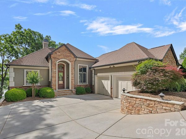3225 Lake Pointe Drive, Belmont, NC 28012
