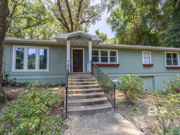 510 College Avenue, Daphne, AL 36526