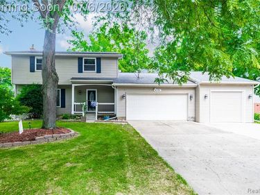 4191 Knollwood Drive, Grand Blanc Twp, MI 48439